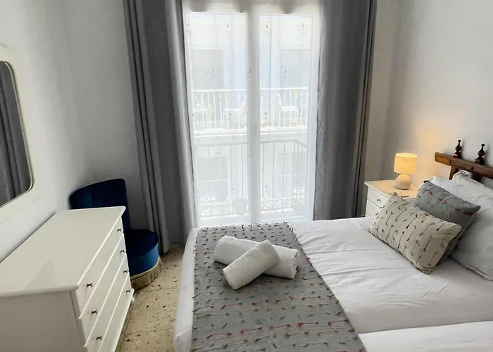 Plaza De Naranjos * Marbella